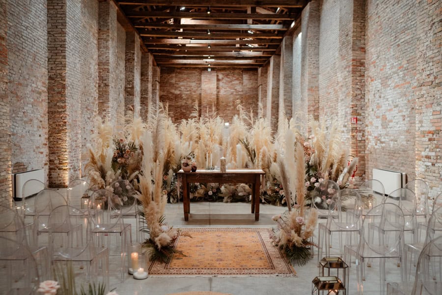 foto sala predisposta per il matrimonio di Gabriele e Chiara