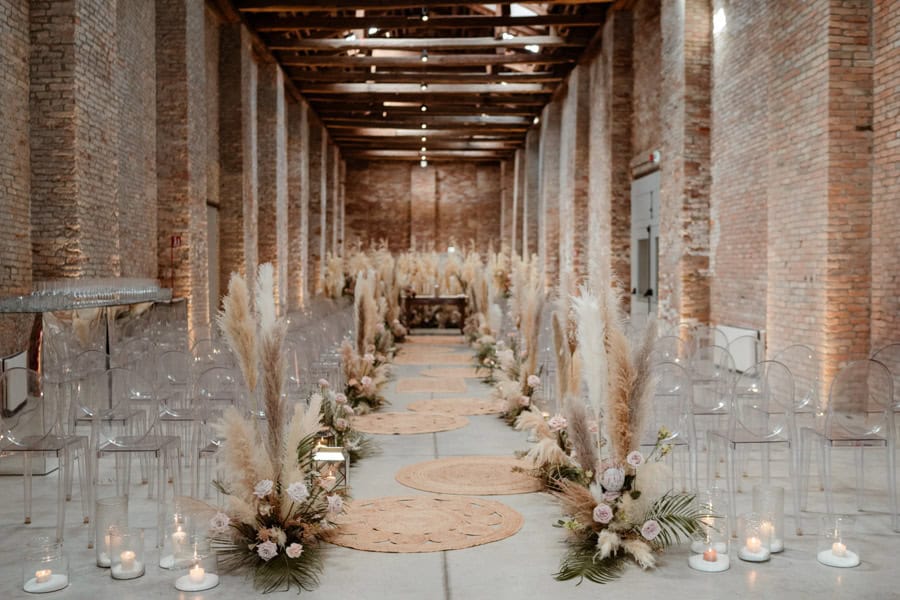 foto sala predisposta per il matrimonio di Gabriele e Chiara