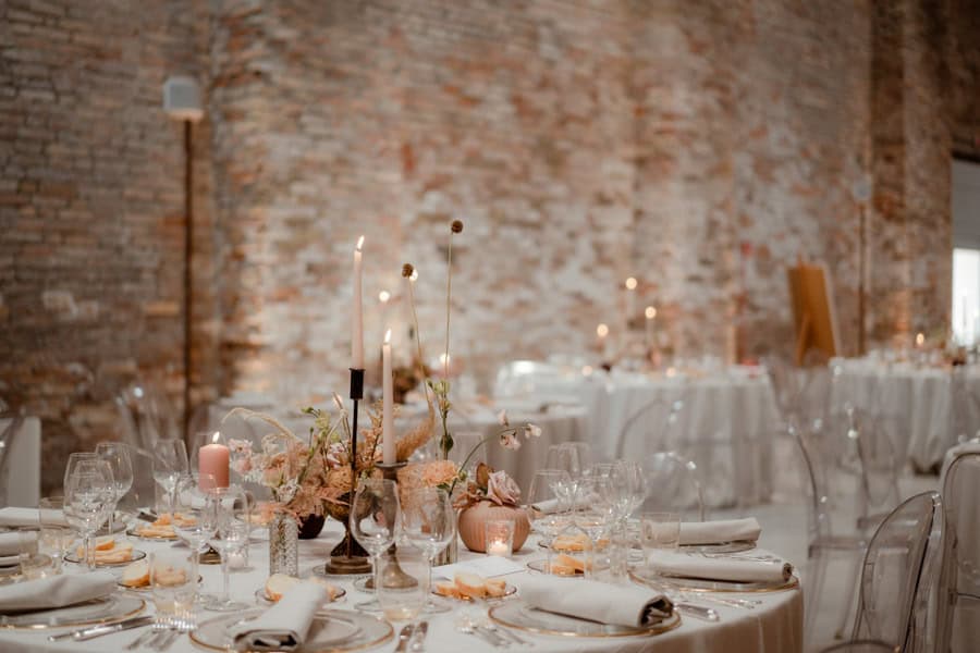 foto sala predisposta per il matrimonio di Gabriele e Chiara